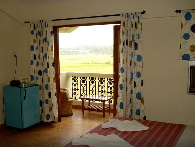 Hotel Lua Nova Calangute Rum bild